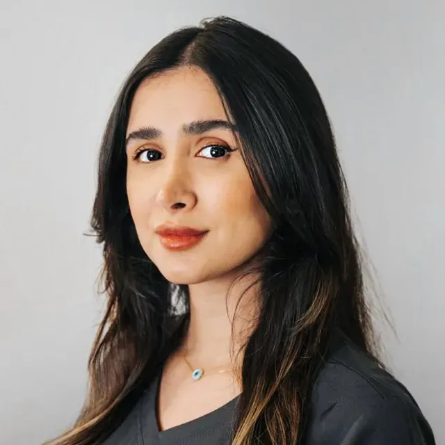 Parisa